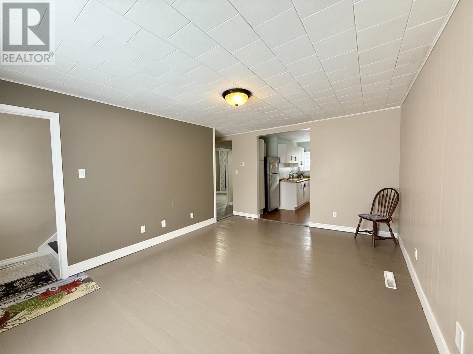 340 Francis St E, Thunder Bay, Ontario  P7E 4B5 - Photo 3 - TB253667