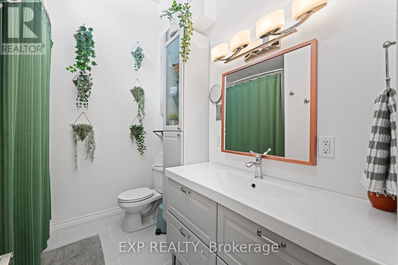 26 Leeming Drive, Ottawa, Ontario  K2H 5P7 - Photo 17 - X12646104