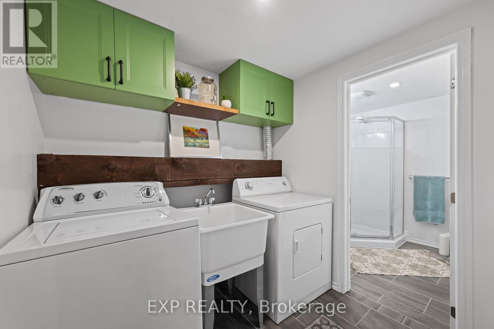 26 Leeming Drive, Ottawa, Ontario  K2H 5P7 - Photo 27 - X12646104