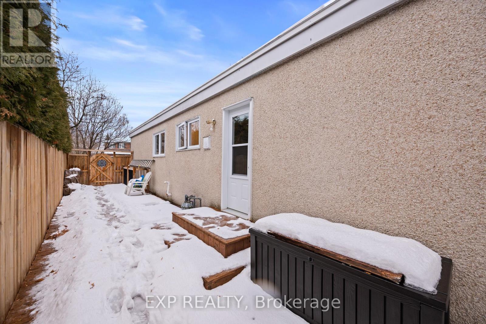 26 Leeming Drive, Ottawa, Ontario  K2H 5P7 - Photo 33 - X12646104