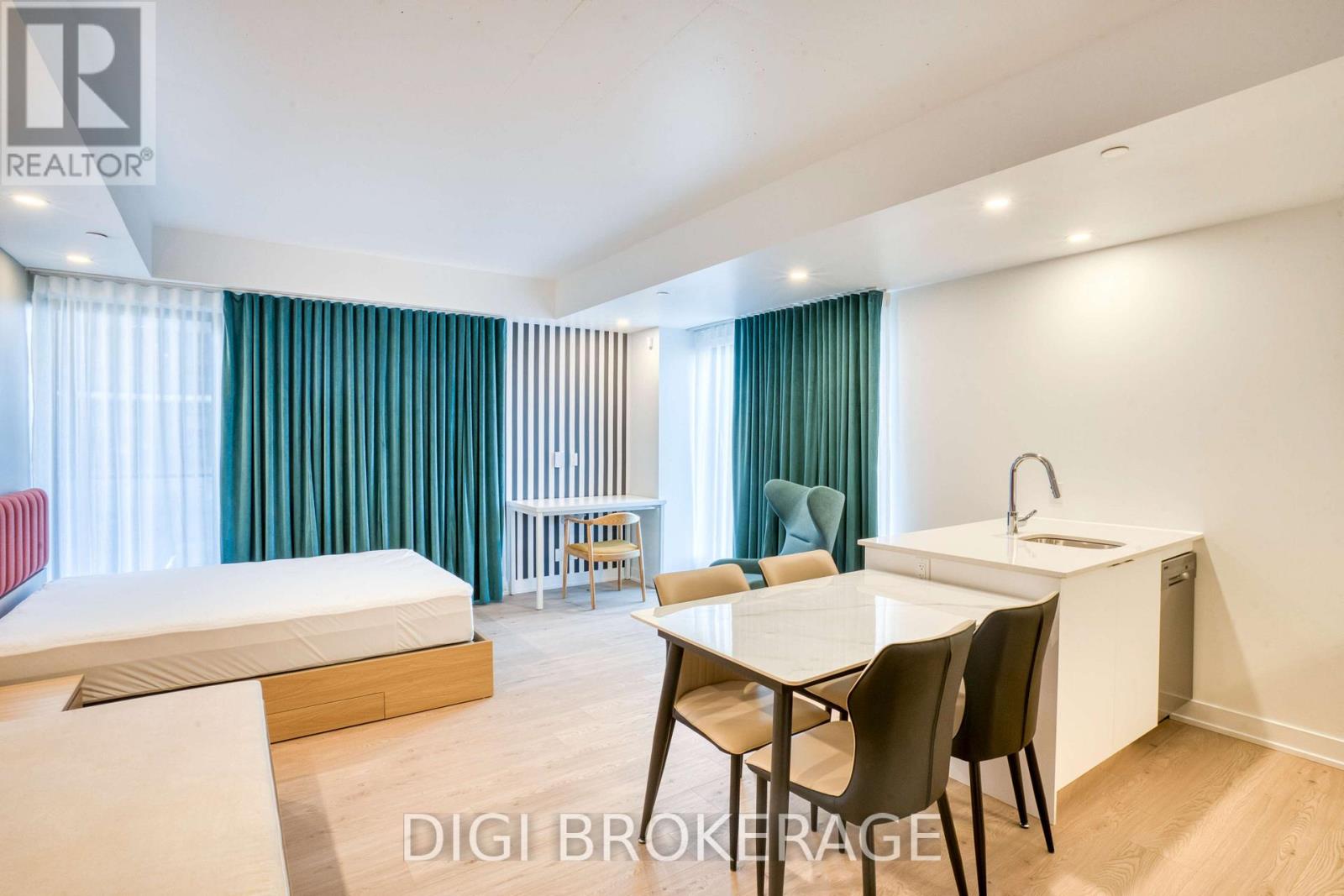 207 - 1250 Cummings Avenue, Ottawa, Ontario  K1J 0E4 - Photo 6 - X12646132