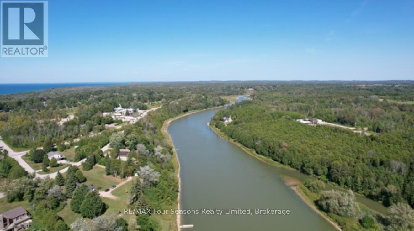 229 S Rankin Street, Saugeen Shores, Ontario  N0H 2L0 - Photo 4 - X12062589