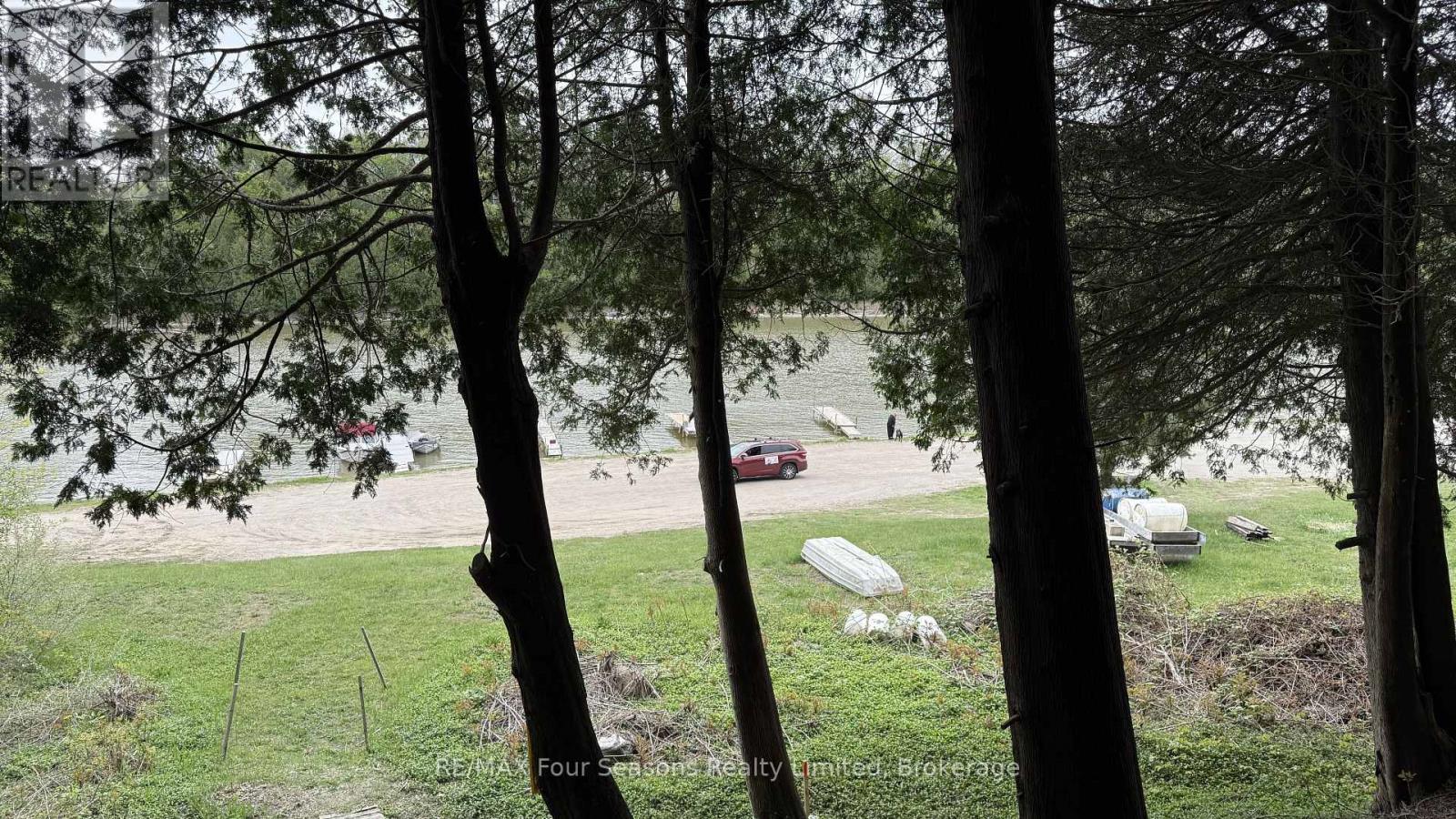 229 S Rankin Street, Saugeen Shores, Ontario  N0H 2L0 - Photo 2 - X12062589