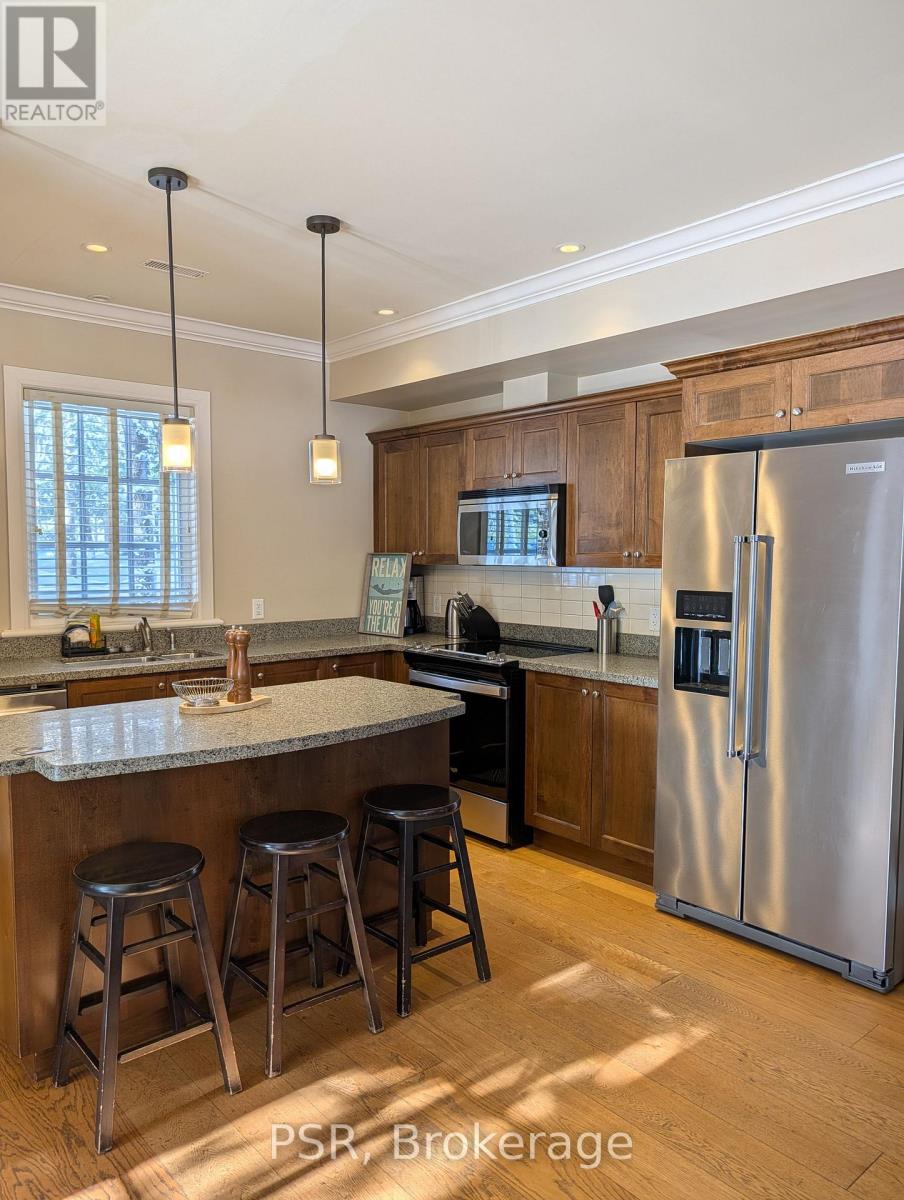 14 - 304 Emerald Hill, Seguin, Ontario  P0H 1H0 - Photo 2 - X12641370