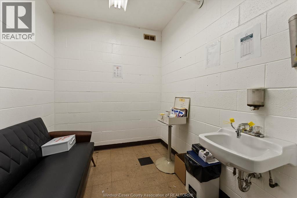 1701 Shepherd Street, Windsor, Ontario  N8Y 1T4 - Photo 12 - 25031941