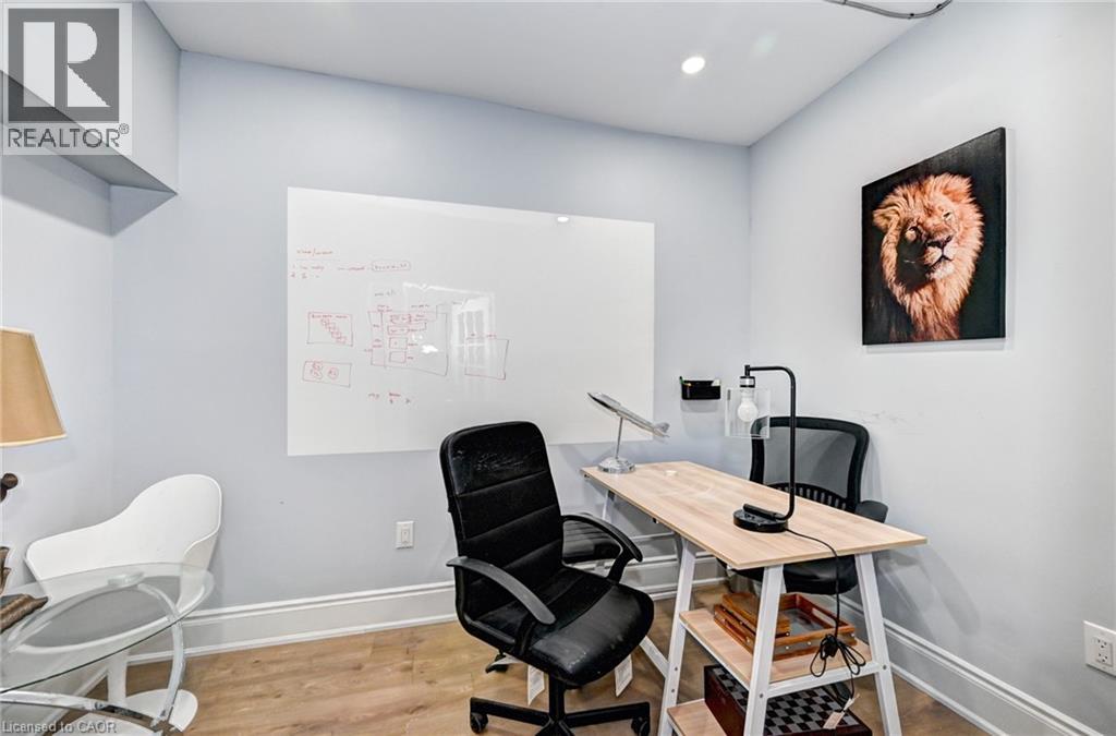 15 Ainslie Street N, Cambridge, Ontario  N1R 3J3 - Photo 7 - 40794762