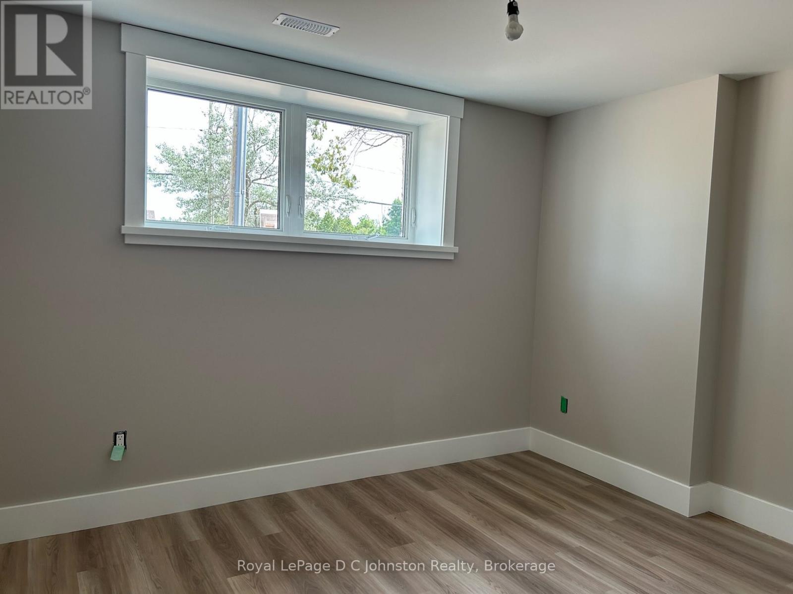 2 - 242 South Rankin Street, Saugeen Shores, Ontario  N0H 2L0 - Photo 10 - X12646074