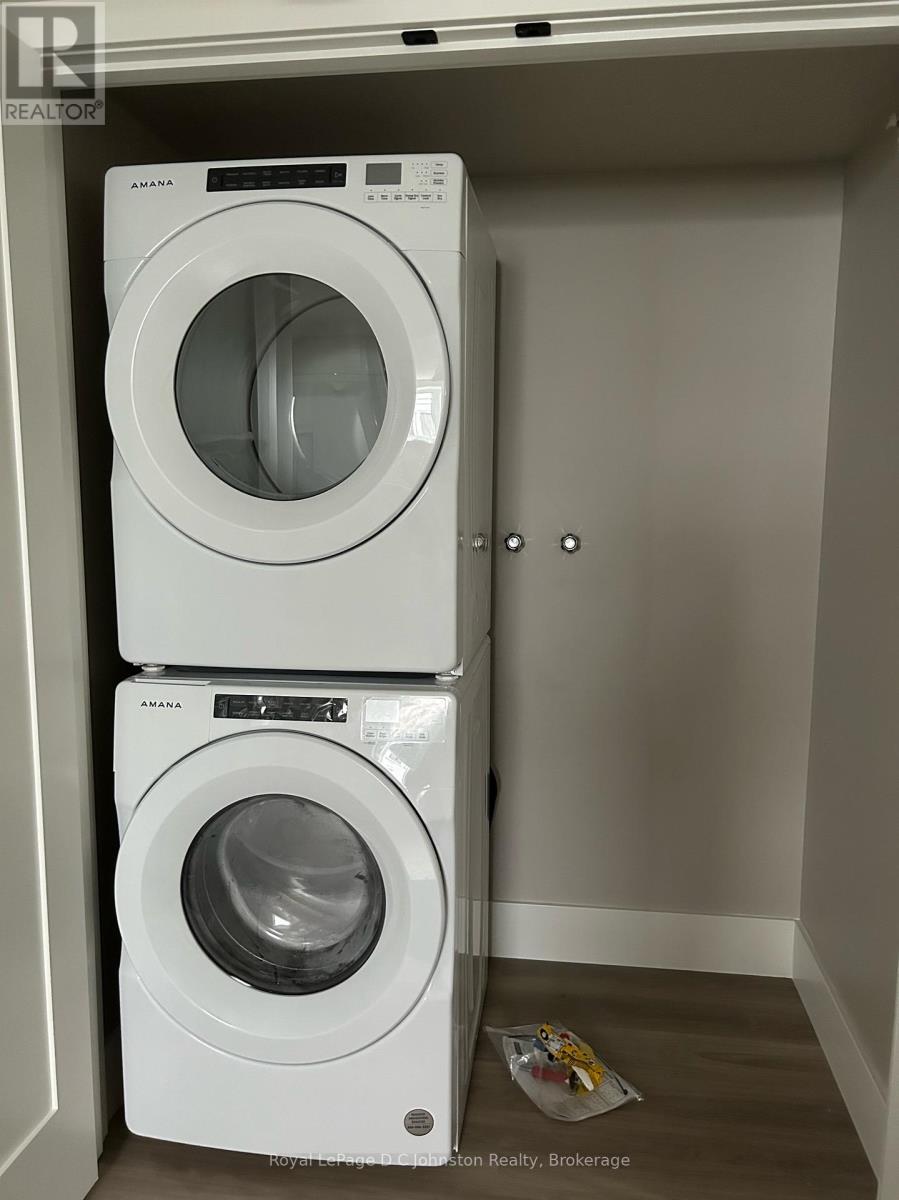 2 - 242 South Rankin Street, Saugeen Shores, Ontario  N0H 2L0 - Photo 6 - X12646074