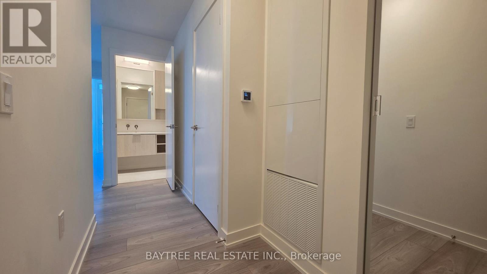 1409 - 110 Broadway Avenue, Toronto, Ontario  M4P 1V7 - Photo 2 - C12646070