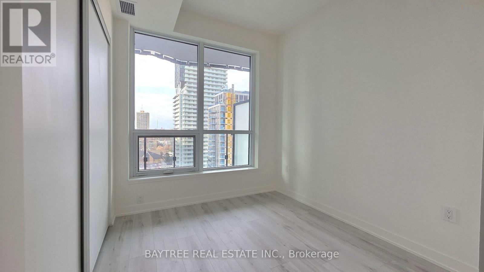 1510 - 120 Broadway Avenue, Toronto, Ontario  M4P 0E9 - Photo 3 - C12646076