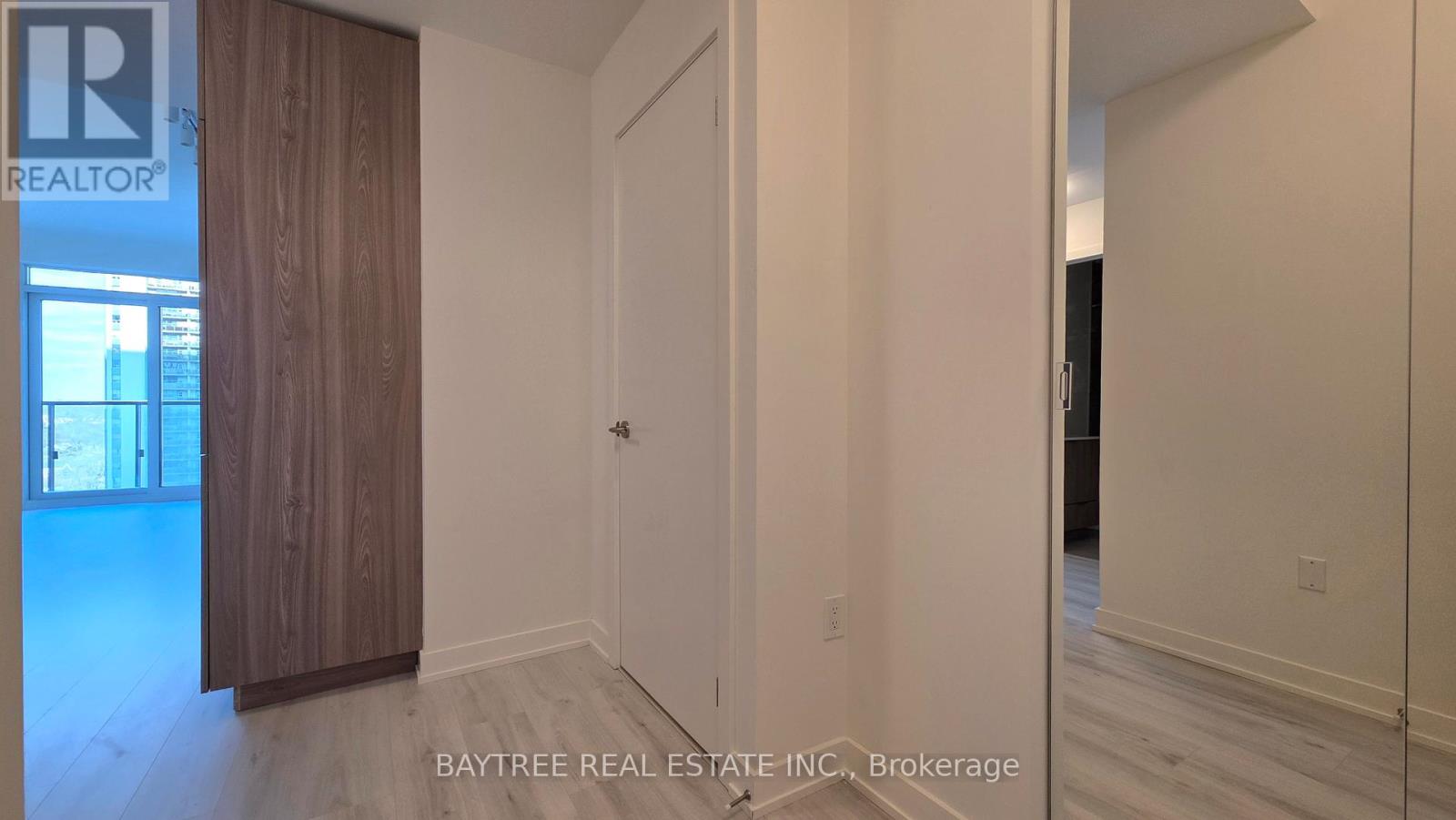 1512 - 120 Broadway Avenue, Toronto, Ontario  M4P 0E9 - Photo 3 - C12646094