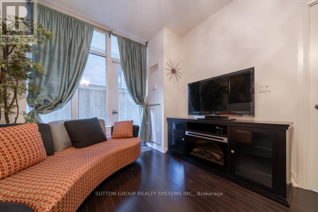 106 - 35 Hayden Street, Toronto (Church-Yonge Corridor), Ontario  M4Y 3C3 - Photo 4 - C12646096