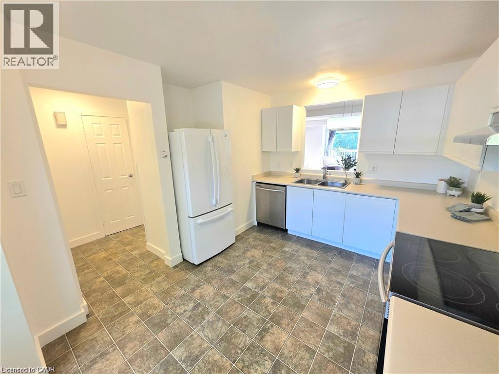 26 Poplar Drive Unit# 5, Cambridge, Ontario  N3C 4A3 - Photo 4 - 40794786