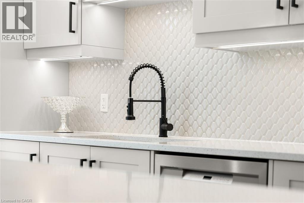 12 Lindsay Way, Grimsby, Ontario  L3M 0H6 - Photo 11 - 40794775