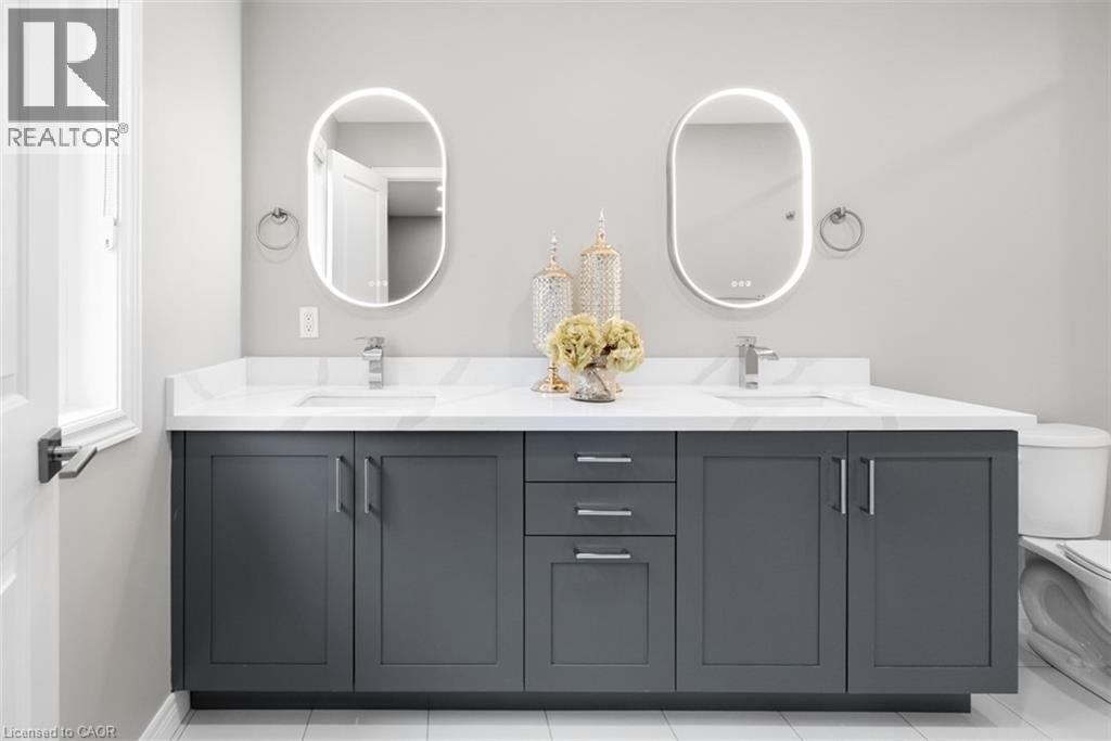 12 Lindsay Way, Grimsby, Ontario  L3M 0H6 - Photo 24 - 40794775