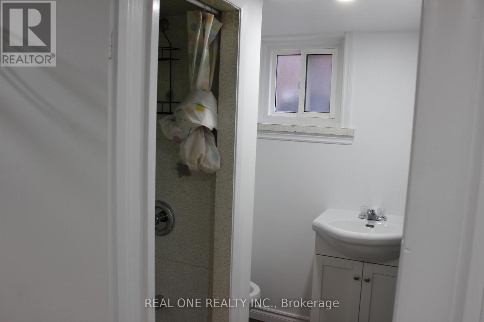 30 Maida Vale, Toronto, Ontario  M1K 2X9 - Photo 16 - E12646116