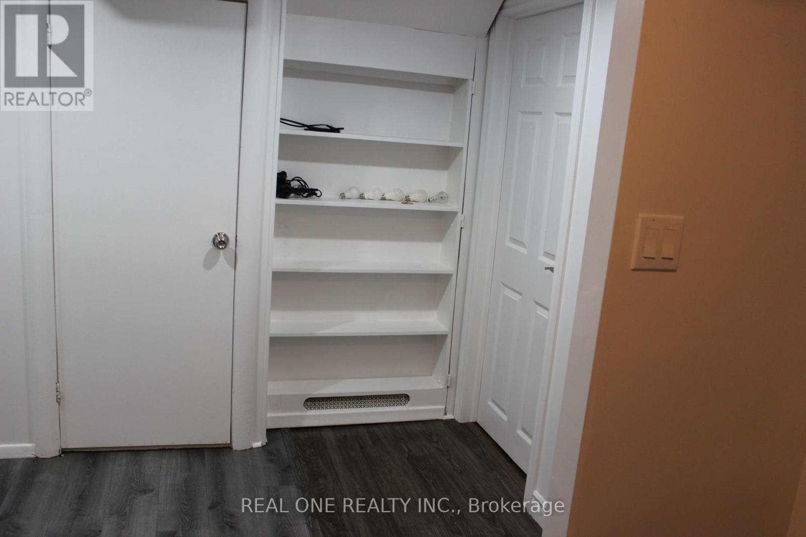 30 Maida Vale, Toronto, Ontario  M1K 2X9 - Photo 4 - E12646116