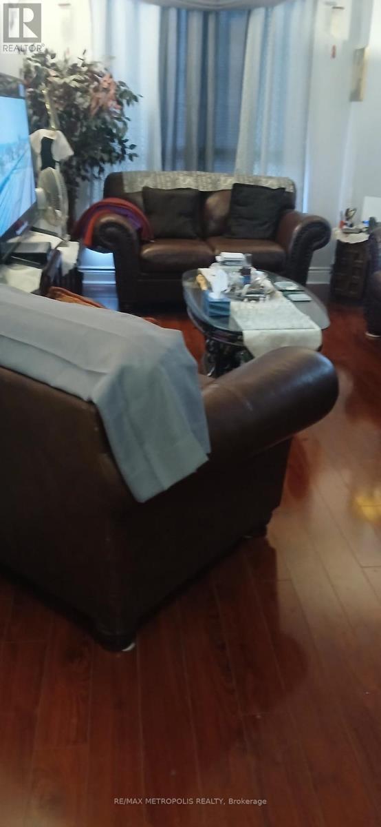 302 Room 1 - 8 Silver Bell Grove, Toronto, Ontario  M1B 4Z3 - Photo 4 - E12646130