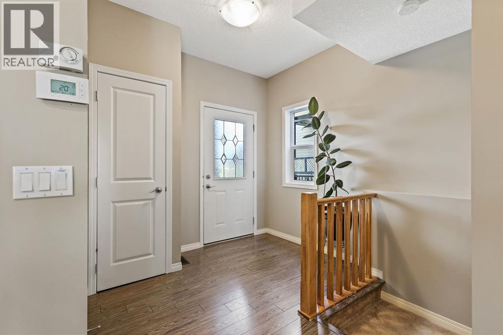 114 Everglen Crescent Sw, Calgary, Alberta  T2Y 0G5 - Photo 4 - A2259228