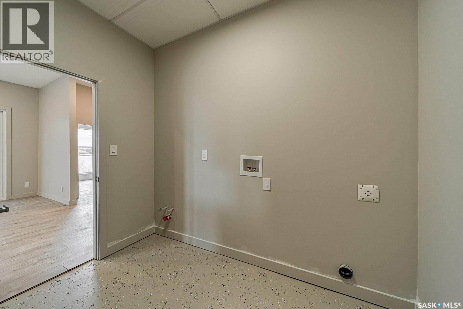 12 Sunset Boulevard, North Grove, Saskatchewan  S0G 1P0 - Photo 38 - SK025841