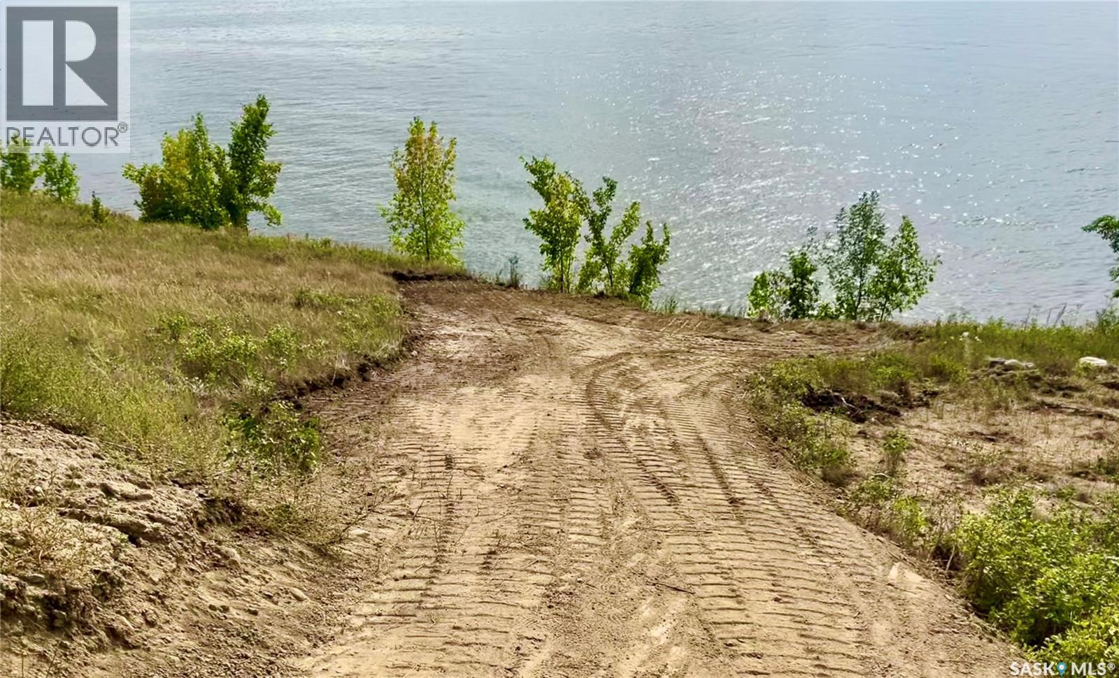 12 Sunset Boulevard, North Grove, Saskatchewan  S0G 1P0 - Photo 46 - SK025841