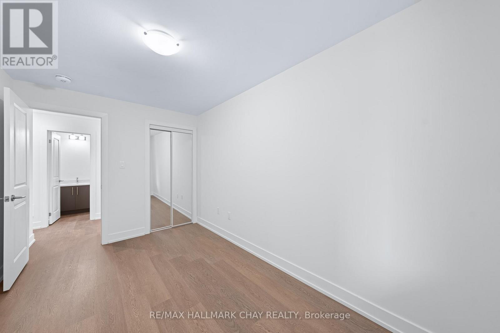 16 - 6 Sayers Lane, Richmond Hill, Ontario  L4E 1J4 - Photo 13 - N12646058