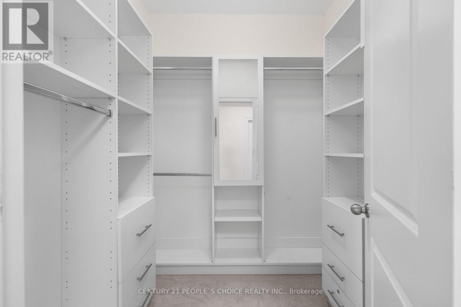 64 Coldwell Bay Circle, Vaughan, Ontario  L4H 5E9 - Photo 22 - N12646078