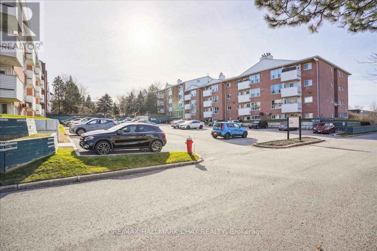 206 - 120 Bell Farm Road, Barrie, Ontario  L4M 6J2 - Photo 30 - S12646054