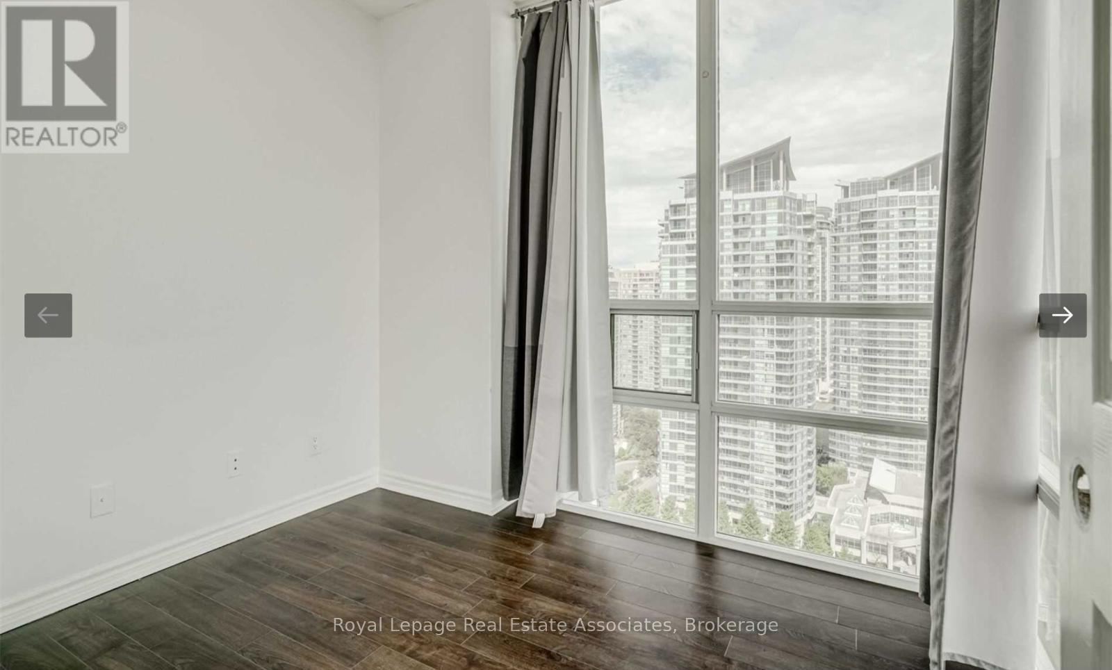 2510 - 3504 Hurontario Street, Mississauga, Ontario  L5B 0B9 - Photo 11 - W12644216