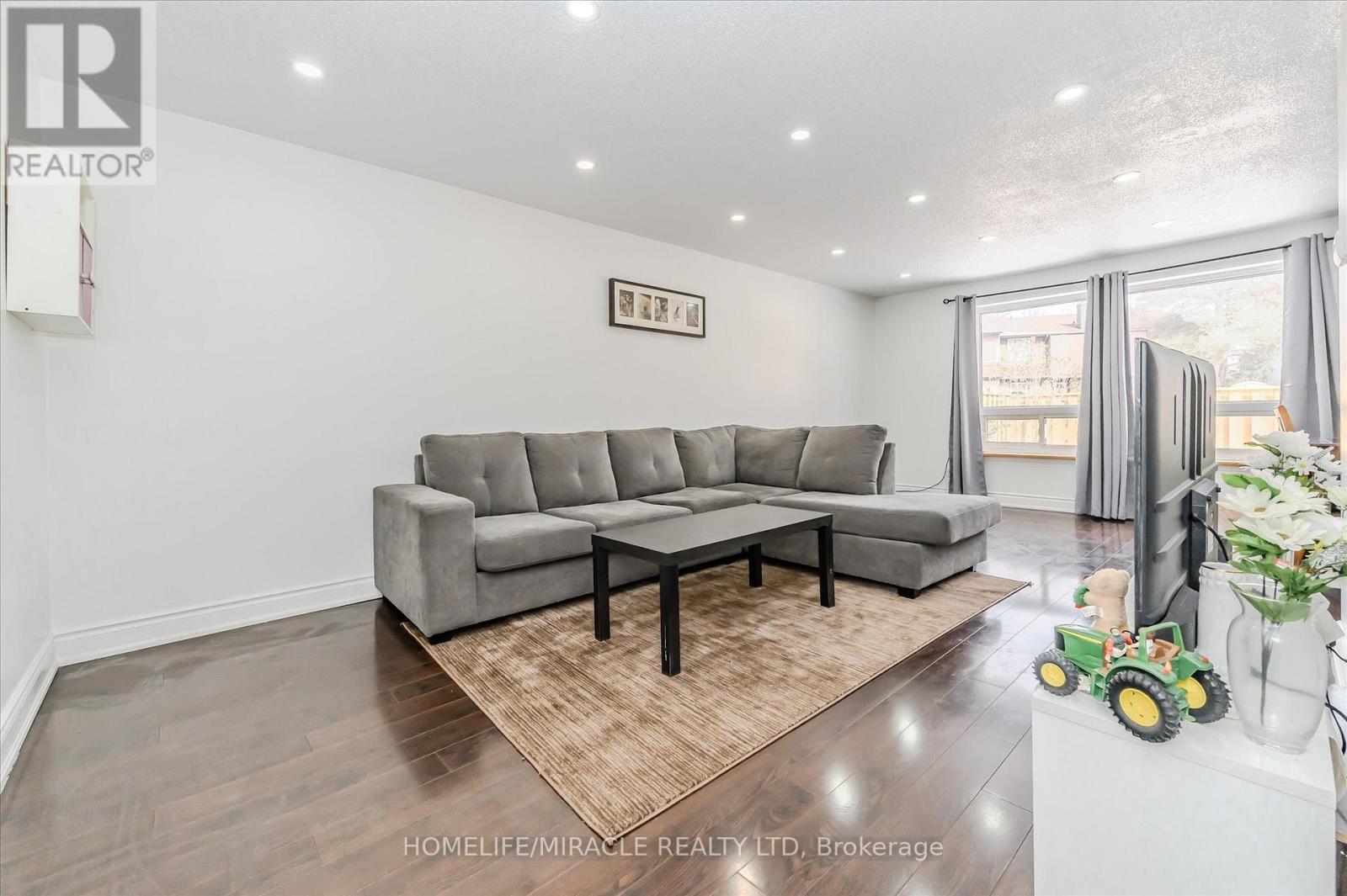 4 - 235 Ferguson Avenue, Cambridge, Ontario  N1R 6G1 - Photo 8 - X12639872