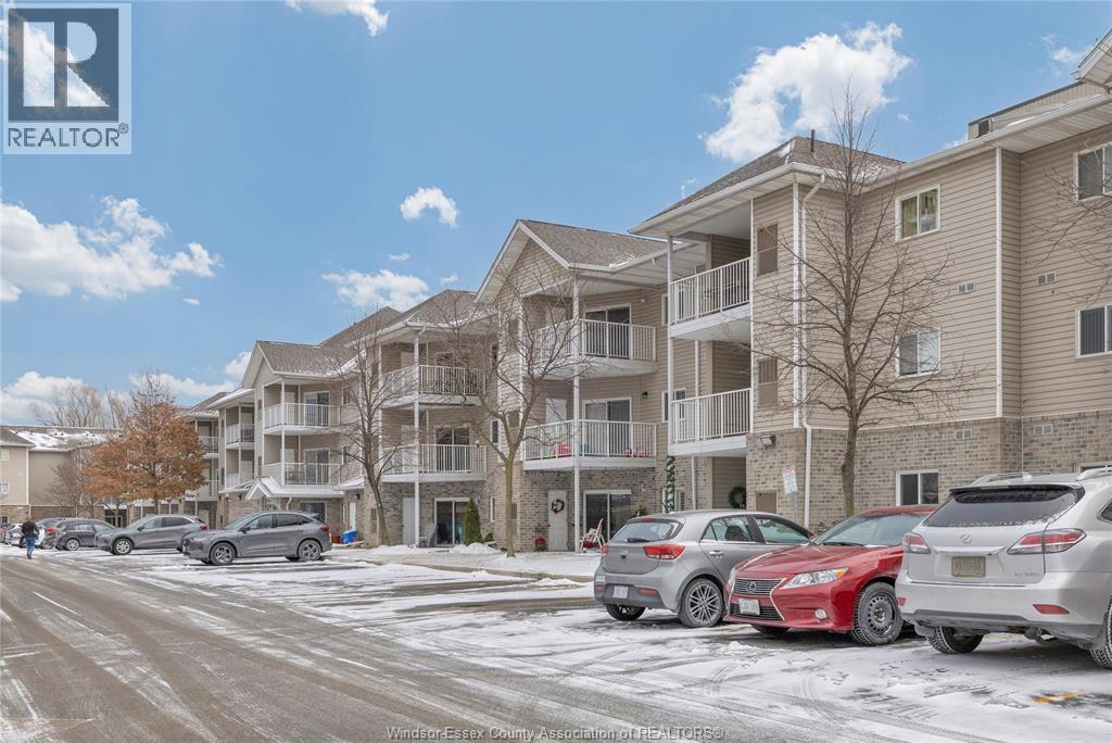 MLS# 25031944: 1390 LAUZON ROAD Unit# 114, Windsor, Canada