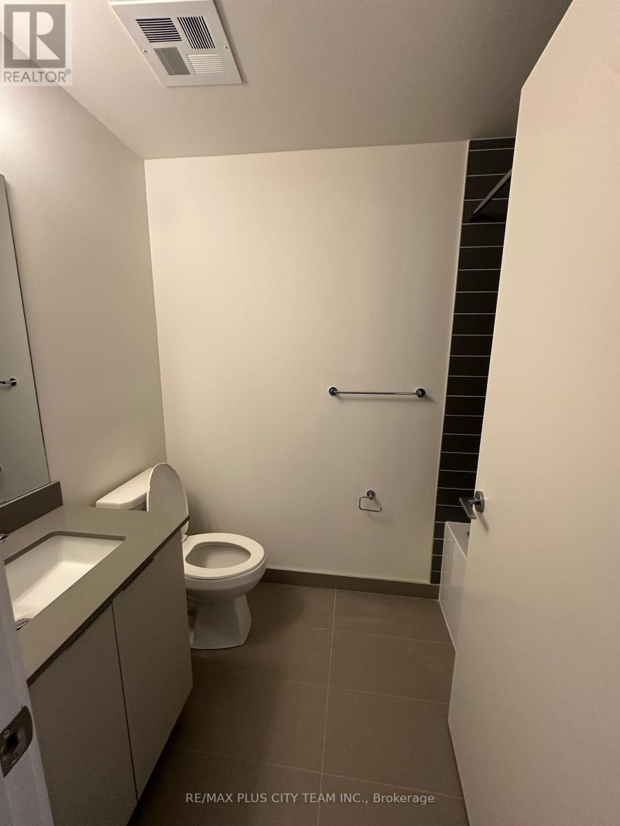 1804 - 3079 Trafalgar Road, Oakville, Ontario  L6H 8C5 - Photo 7 - W12646038