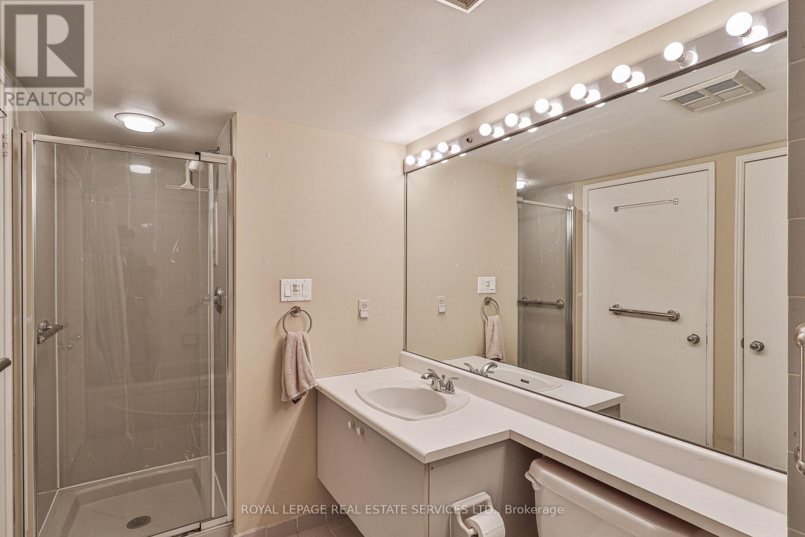 512 - 2267 Lake Shore Boulevard W, Toronto, Ontario  M8V 3X2 - Photo 23 - W12646040