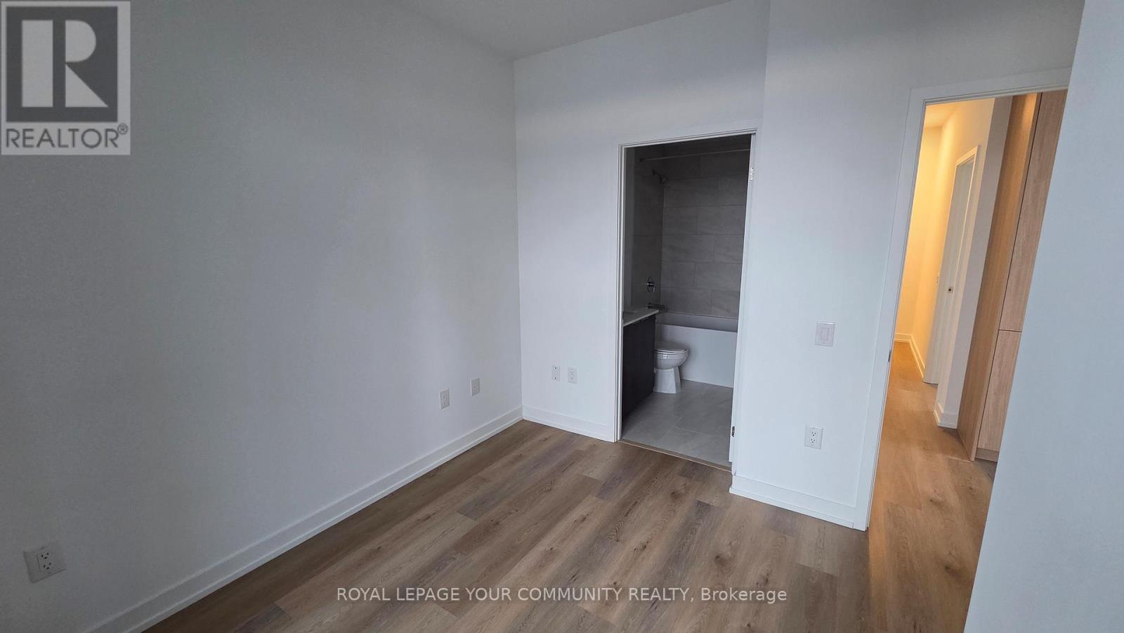 3808 - 395 Square One Drive, Mississauga, Ontario  L5B 0P6 - Photo 12 - W12646088