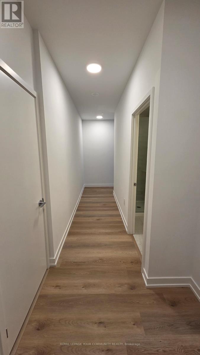 3808 - 395 Square One Drive, Mississauga, Ontario  L5B 0P6 - Photo 13 - W12646088