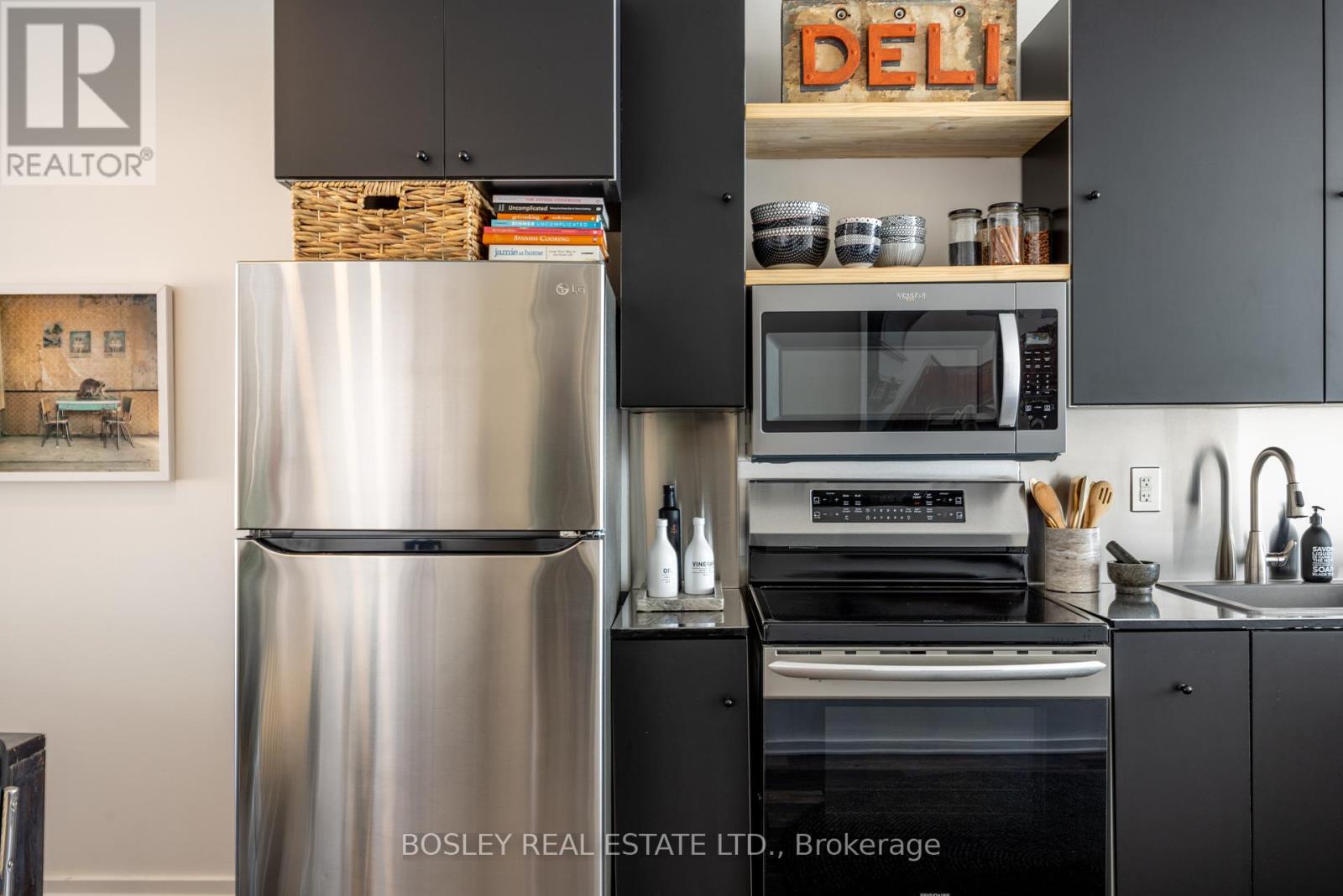 1007 Weston Road, Toronto, Ontario  M6N 3R9 - Photo 12 - W12646090