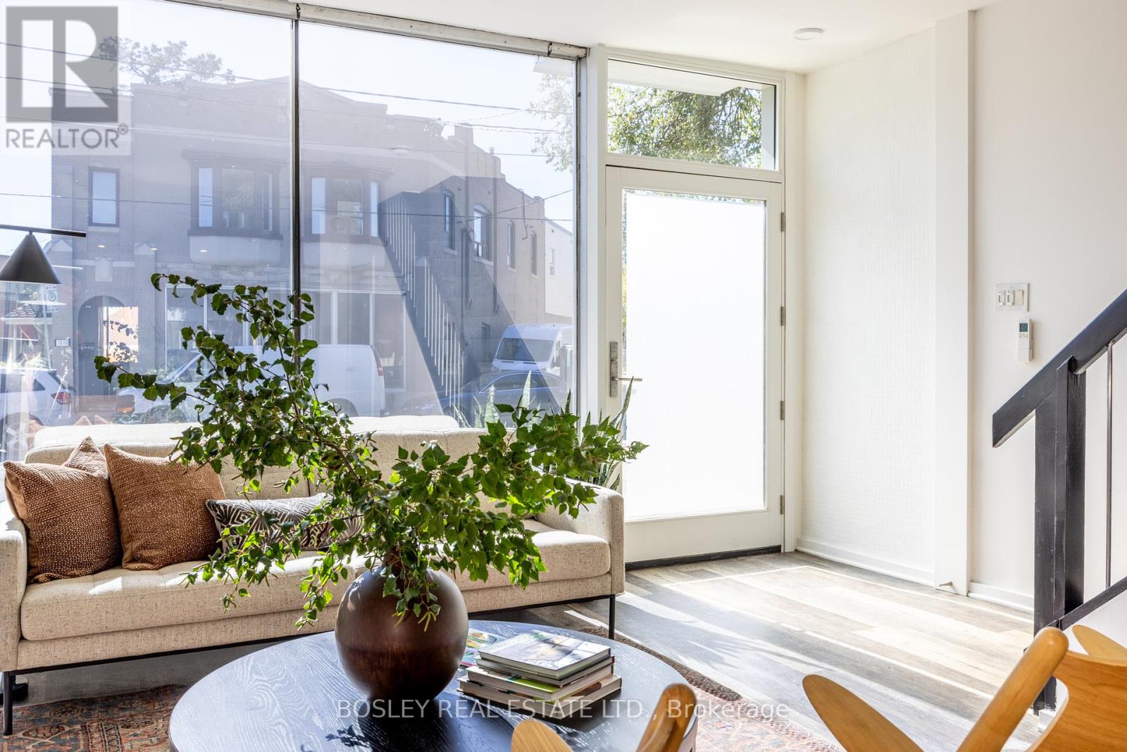 1007 Weston Road, Toronto, Ontario  M6N 3R9 - Photo 6 - W12646090