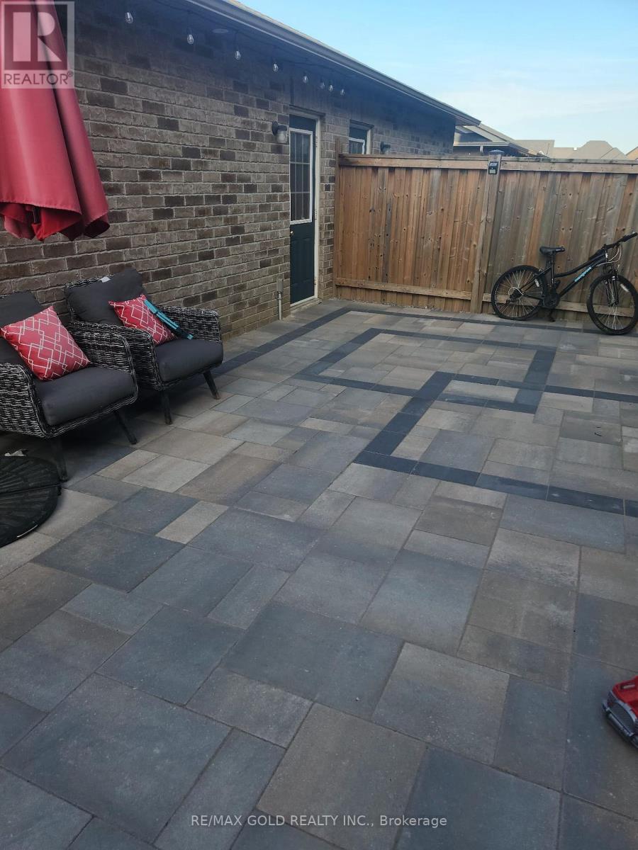 Basement - 5349 Tenth Line W, Mississauga, Ontario  L5M 7C2 - Photo 17 - W12646102