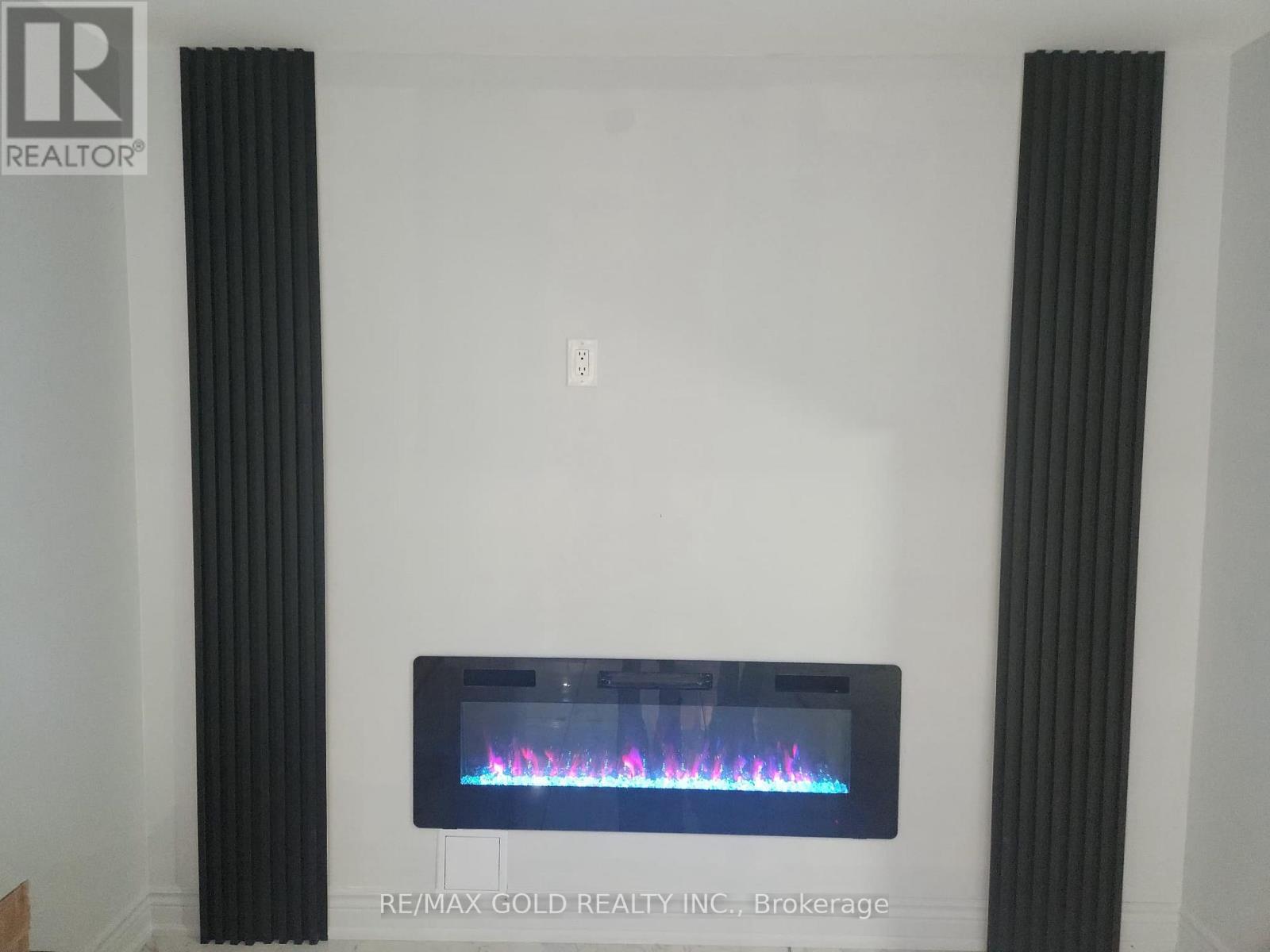 Basement - 5349 Tenth Line W, Mississauga, Ontario  L5M 7C2 - Photo 3 - W12646102