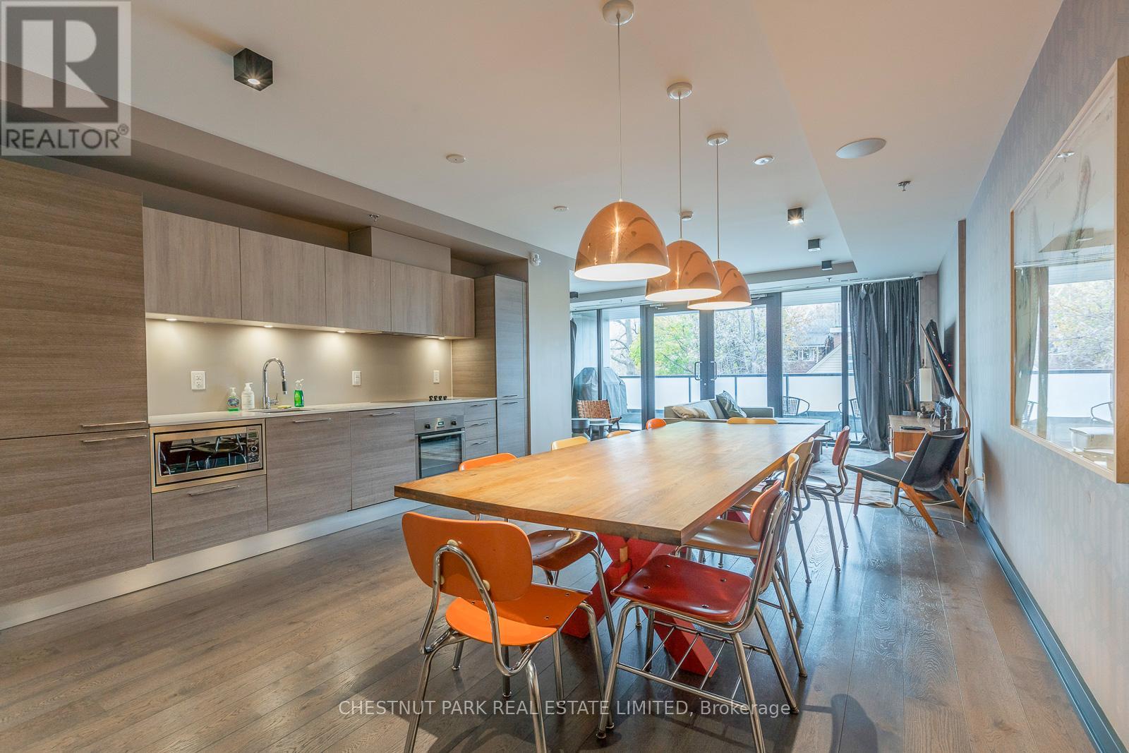 604 - 530 Indian Grove, Toronto, Ontario  M6P 2J2 - Photo 25 - W12646122