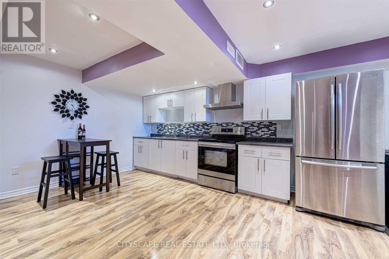 Bsmt - 7091 Benjamin Court E, Mississauga, Ontario  L5W 0E1 - Photo 4 - W12646124