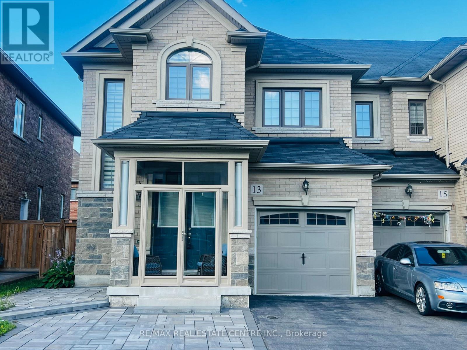 13 Maynada Road, Brampton, Ontario  L7A 4X6 - Photo 2 - W12646126