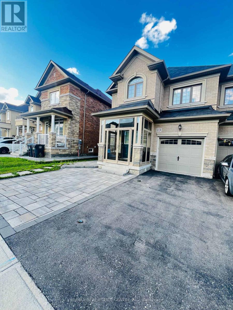 13 Maynada Road, Brampton, Ontario  L7A 4X6 - Photo 3 - W12646126