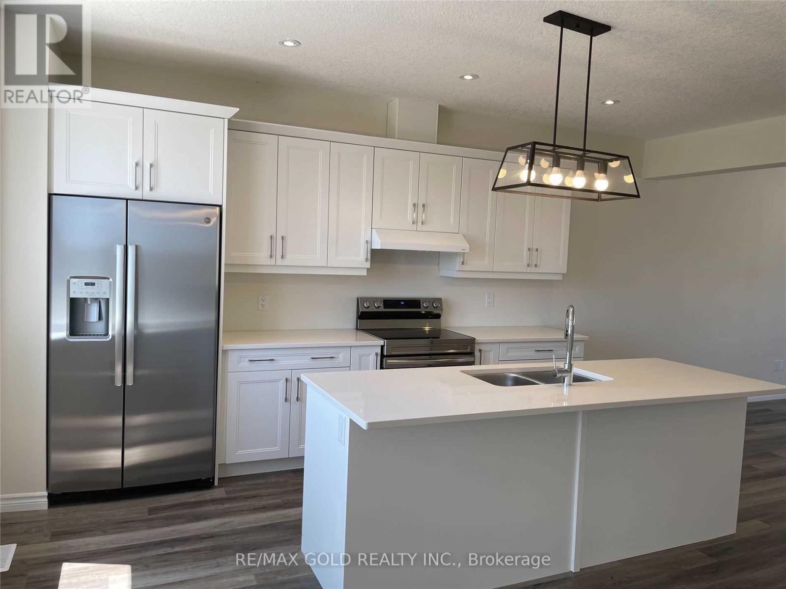 54 - 435 Callaway Road, London North, Ontario  N6G 2N1 - Photo 3 - X12646034