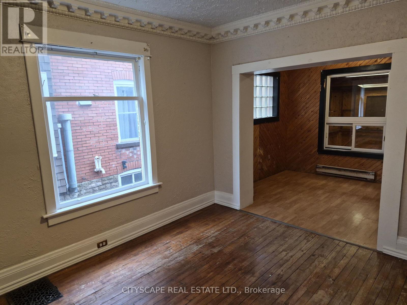 28 Margery Road, Welland, Ontario  L3B 2P6 - Photo 15 - X12646056