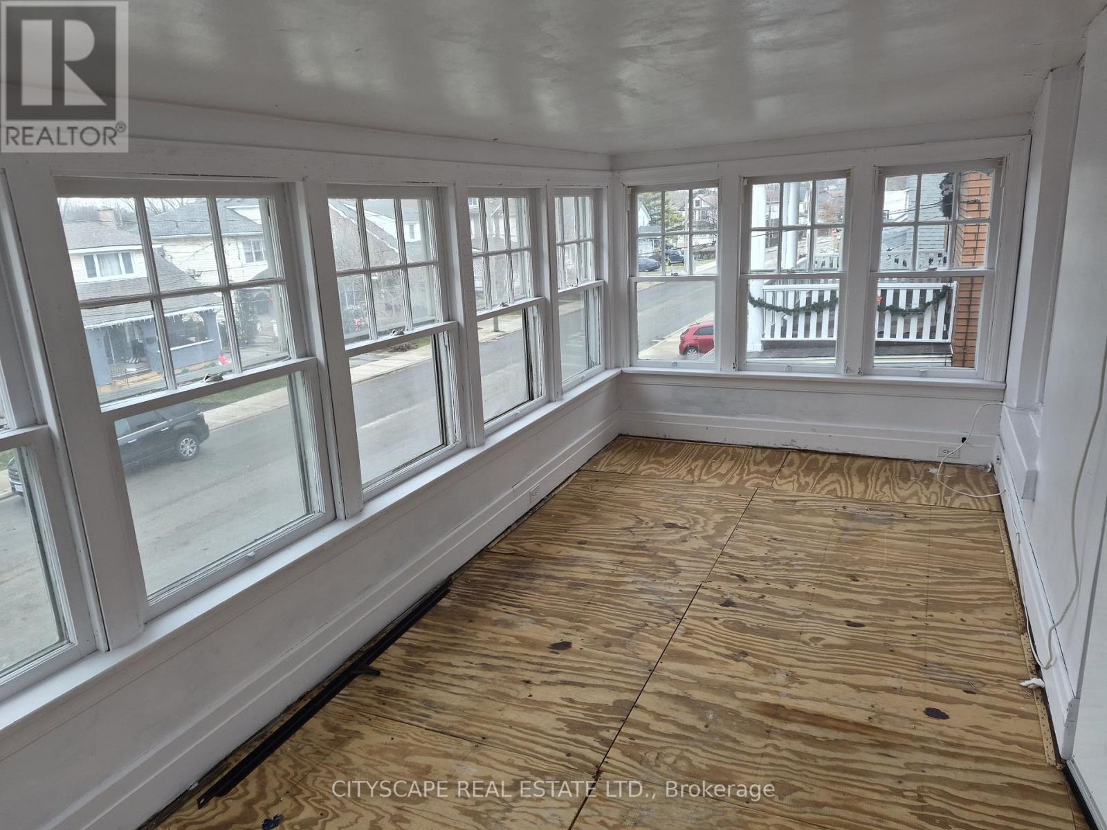 28 Margery Road, Welland, Ontario  L3B 2P6 - Photo 22 - X12646056