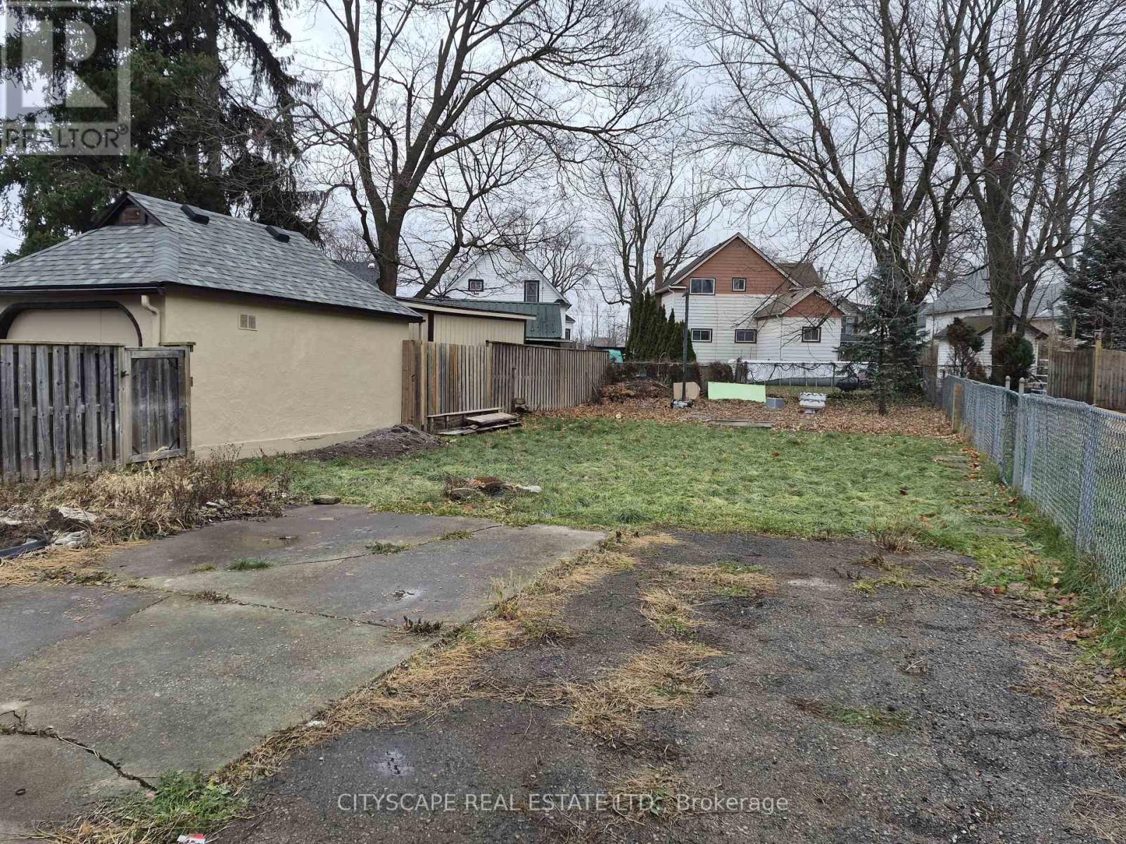 28 Margery Road, Welland, Ontario  L3B 2P6 - Photo 27 - X12646056