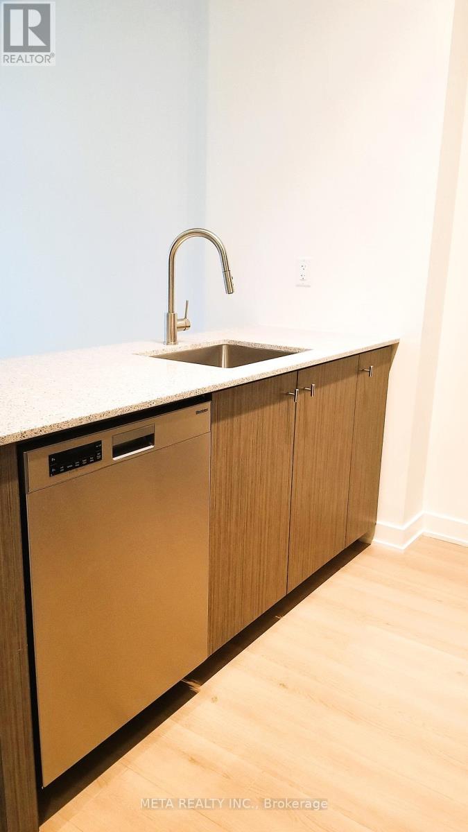 407 - 25 Wellington Street S, Kitchener, Ontario  N2G 0G5 - Photo 7 - X12646062