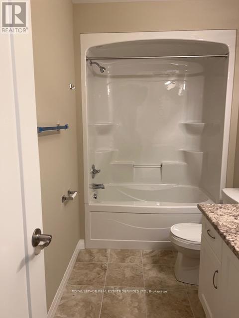 116 Laguna Village Crescent, Hamilton, Ontario  L0R 1P0 - Photo 10 - X12646092