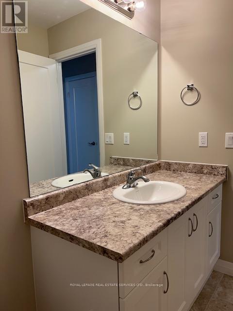 116 Laguna Village Crescent, Hamilton, Ontario  L0R 1P0 - Photo 15 - X12646092